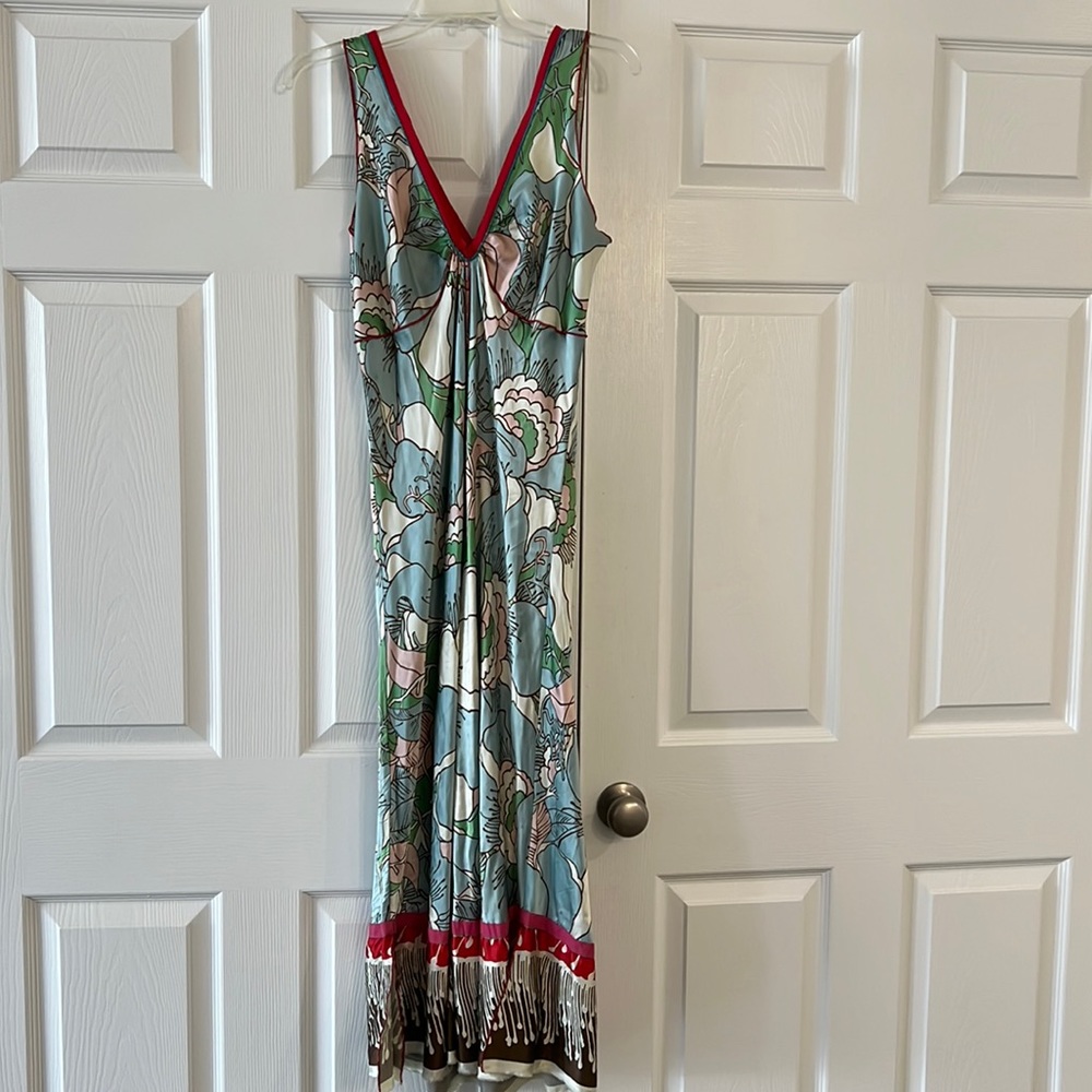 Very light and airy, floor length dress. Pretty print with red highlights.